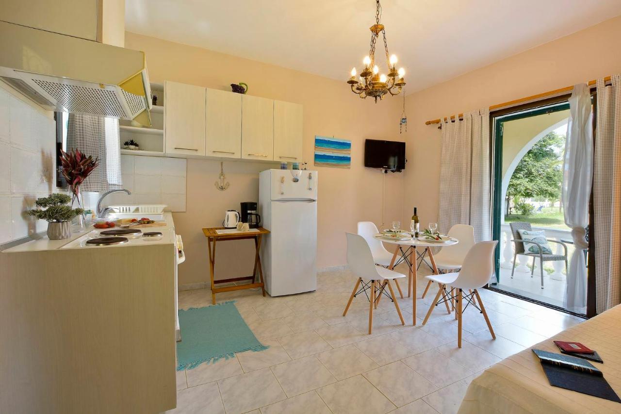 Ariadni Sidari Beach House Bagian luar foto