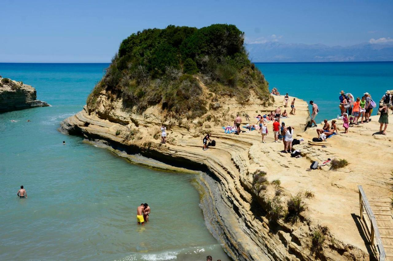 Ariadni Sidari Beach House Bagian luar foto